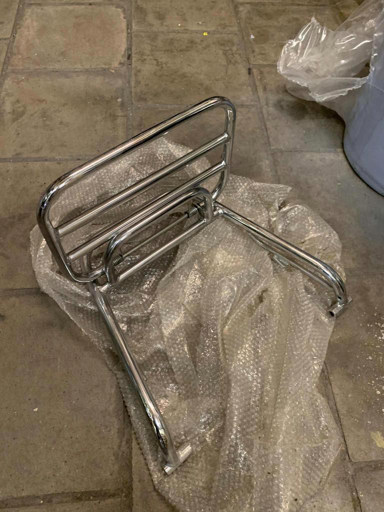 Nouveau porte-bagages, trottinette, keeway et autres marques, Enlèvement, Neuf