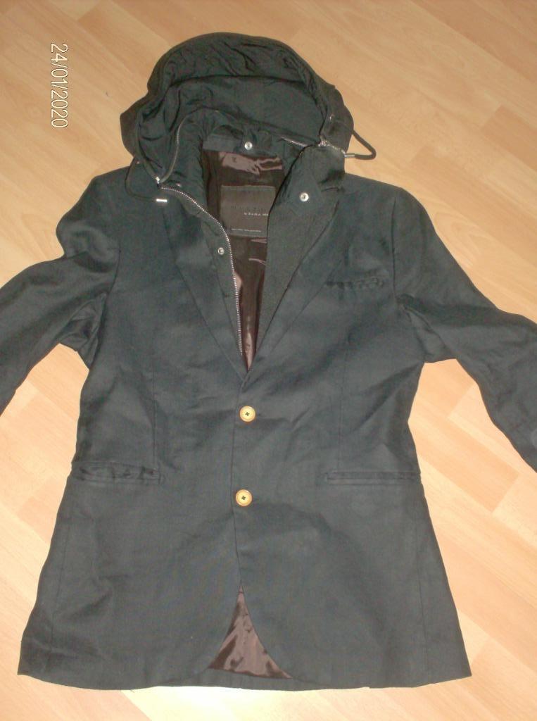 SPORTIEVE ZWARTE BLAZER MET KAP MERK ZARA – MAAT / EUR 48/ M, Vêtements | Hommes, Costumes & Vestes, Enlèvement ou Envoi, Porté