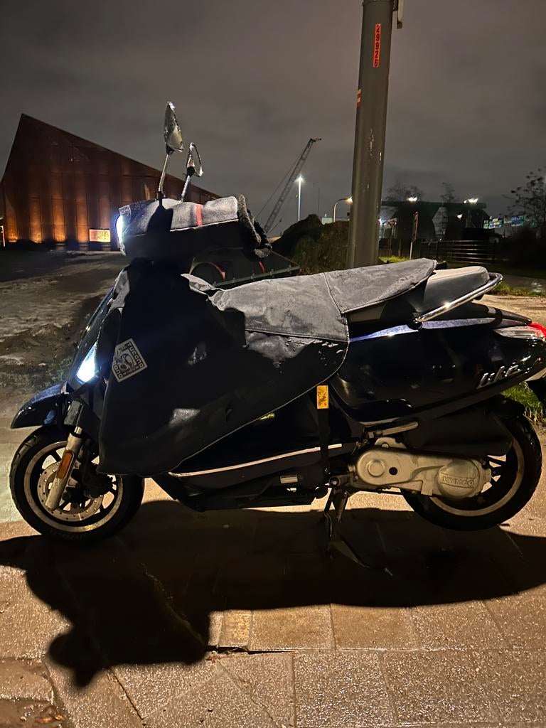 Scooter Kymco Like 50cc, Fietsen en Brommers, Scooters | Kymco, Ophalen, Klasse A (25 km/u), Zo goed als nieuw, Like