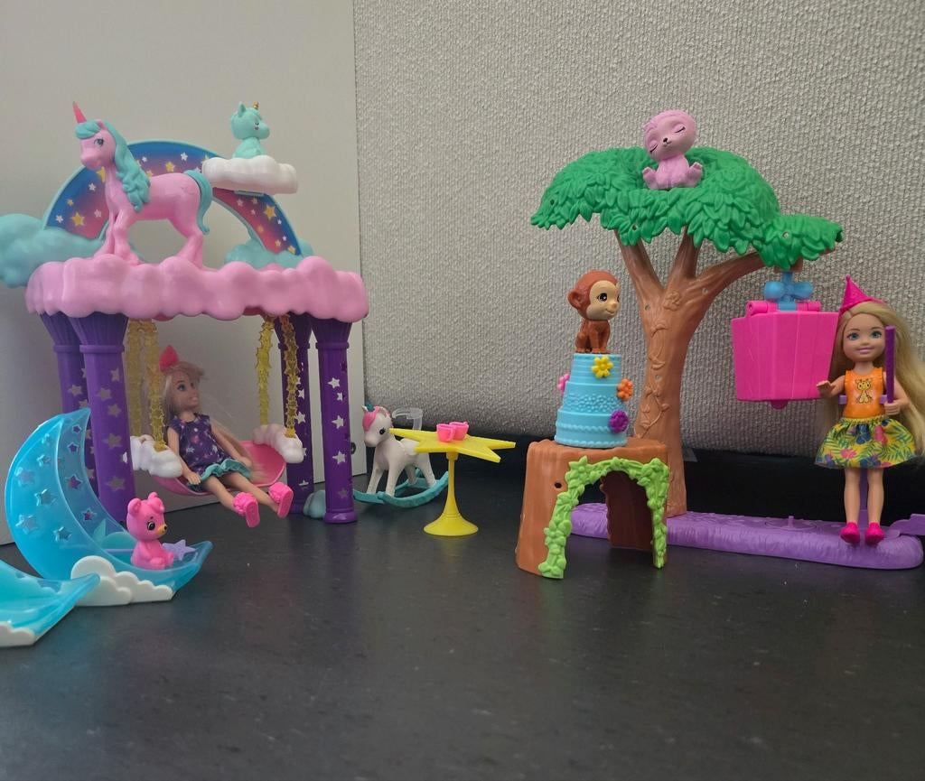 Barbie dreamtopia Chelsea, Kinderen en Baby's, Speelgoed | Poppen, Ophalen, Zo goed als nieuw, Barbie