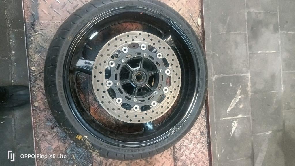 Yamaha R1 voorwiel, Motoren, Ophalen of Verzenden