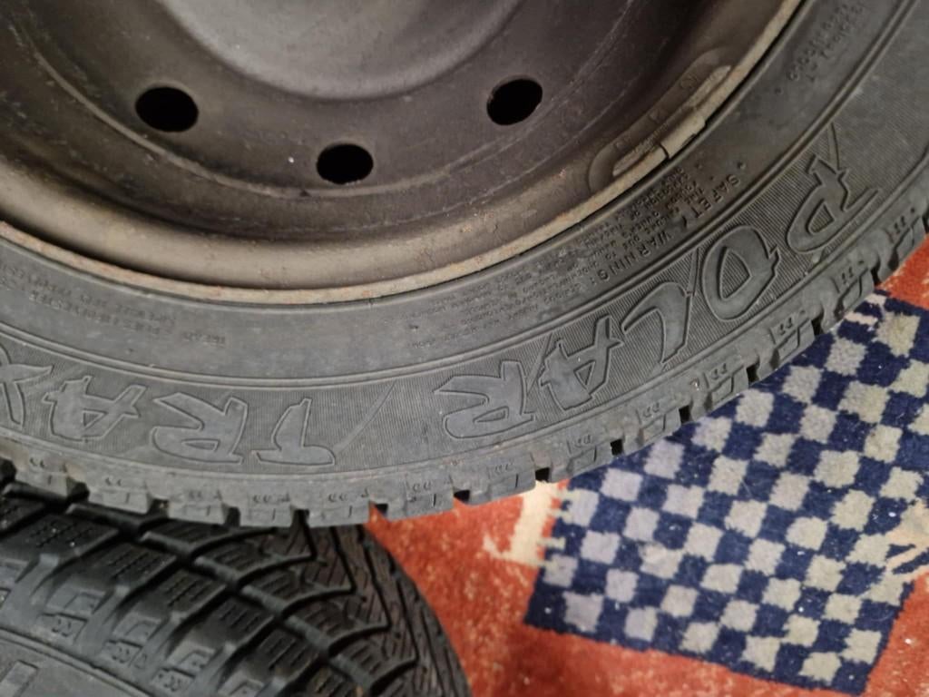 KENDA POLAR TRAX 195/60 R15, Auto-onderdelen, Banden en Velgen, Ophalen, Gebruikt, 15 inch, Winterbanden