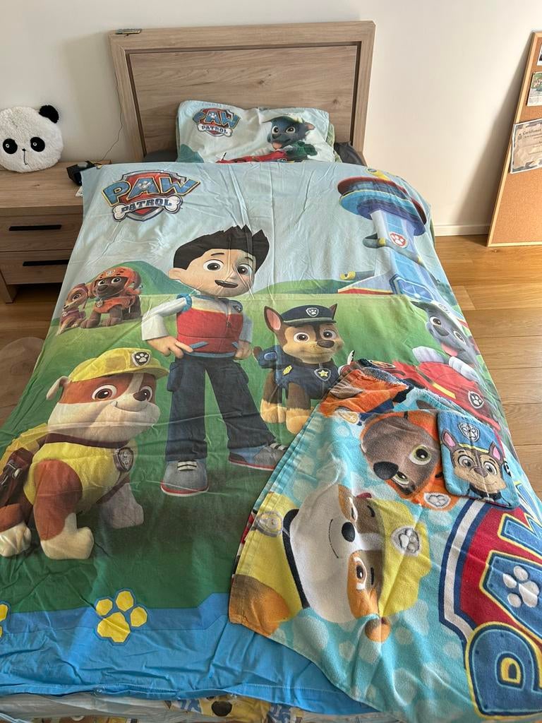 Donsovertrek Paw Patrol met gratis handdoek en washandje., Enfants & Bébés, Chambre d'enfant | Linge de lit, Garçon ou Fille, Enlèvement ou Envoi