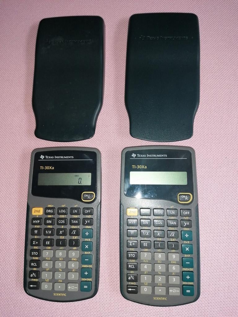 2x Texas Instruments rekenmachine TI-30Xa., Diversen, Rekenmachines, Ophalen of Verzenden, Gebruikt