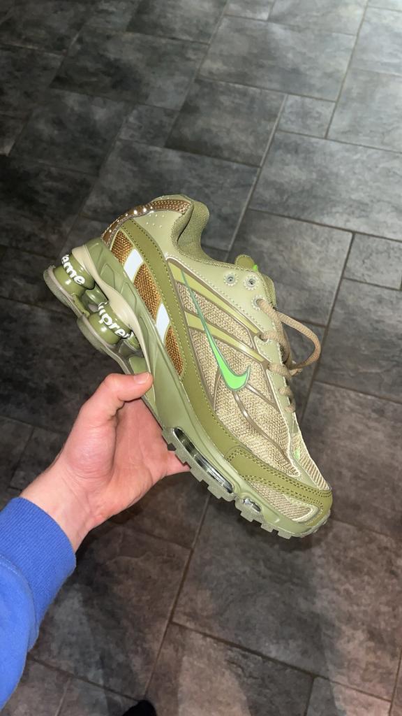 Nike Shox x Supreme, Overige kleuren, Nieuw, Ophalen of Verzenden, Sneakers