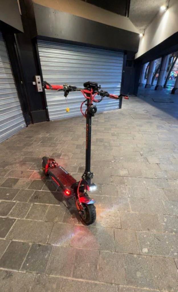 Trotinette Kukirin G2 Master, Fietsen en Brommers, Brommers | Toebehoren, Ophalen, Zo goed als nieuw