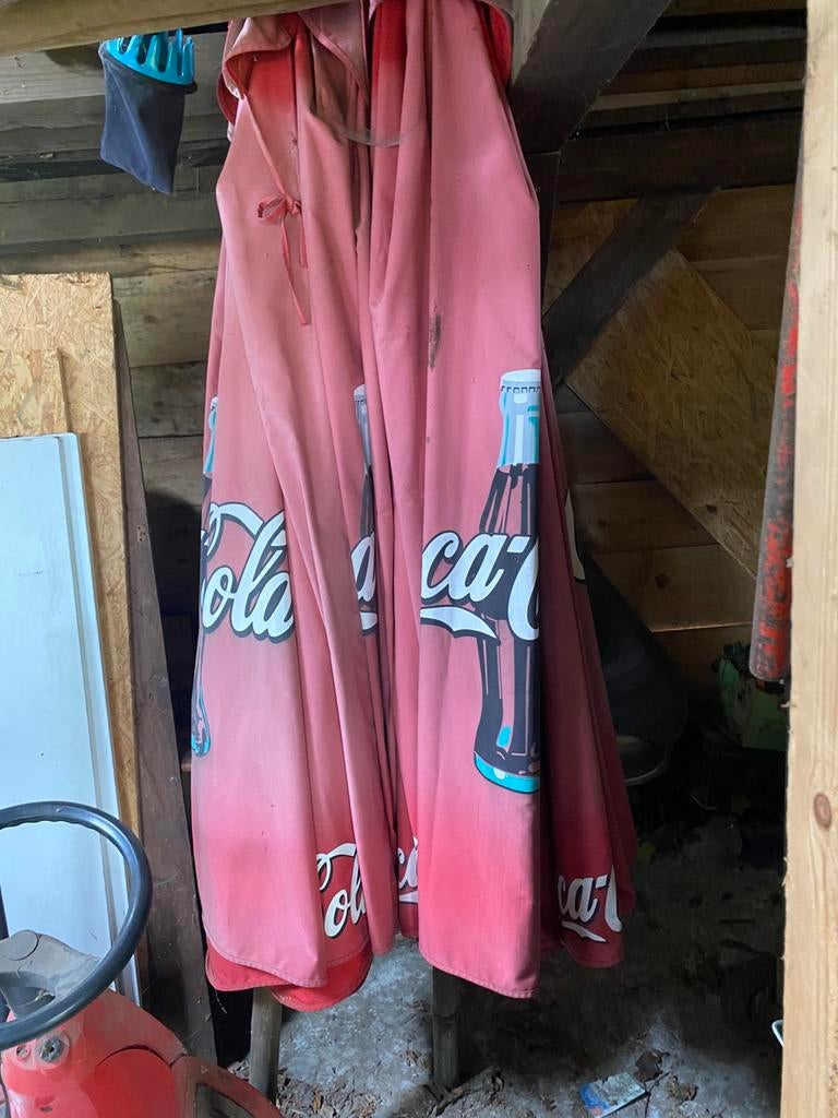 2 grote coca cola parasols, Tuin en Terras, Ophalen, Gebruikt
