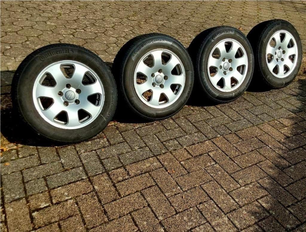 Jantes en alliage originales Audi avec pneus 195/65-15, Autos : Pièces & Accessoires, Pneus & Jantes, 15 pouces, Pneus et Jantes