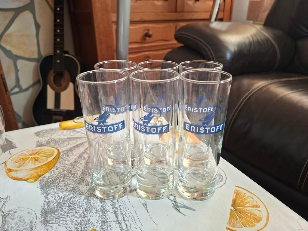 6 verres Eristoff., Collections, Enlèvement