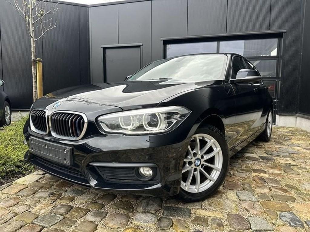 BMW 116 116i Face lift /Navi/Bleutooth/Verw St./ EUR6/Garan, Auto's, BMW, 116 g/km, 1 Reeks, https://public.car-pass.be/vhr/5cc0dd48-0ebb-456b-ba11-56536646c4d9