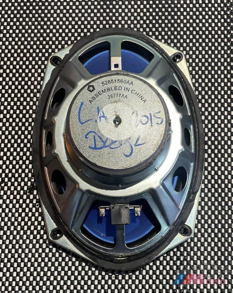 DODGE RAM 1500 DEUR SPEAKER LINKS ACHTER 52851560AA, Ophalen of Verzenden, -, -, -