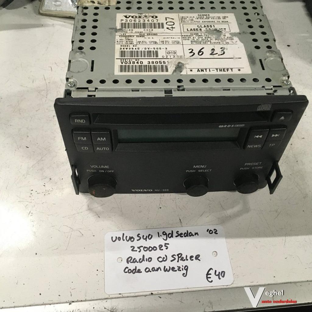 Volvo S40 1.9 D sedan 2002 Wagennr 2500025 Radio Cd speler, Enlèvement ou Envoi, -, -, -