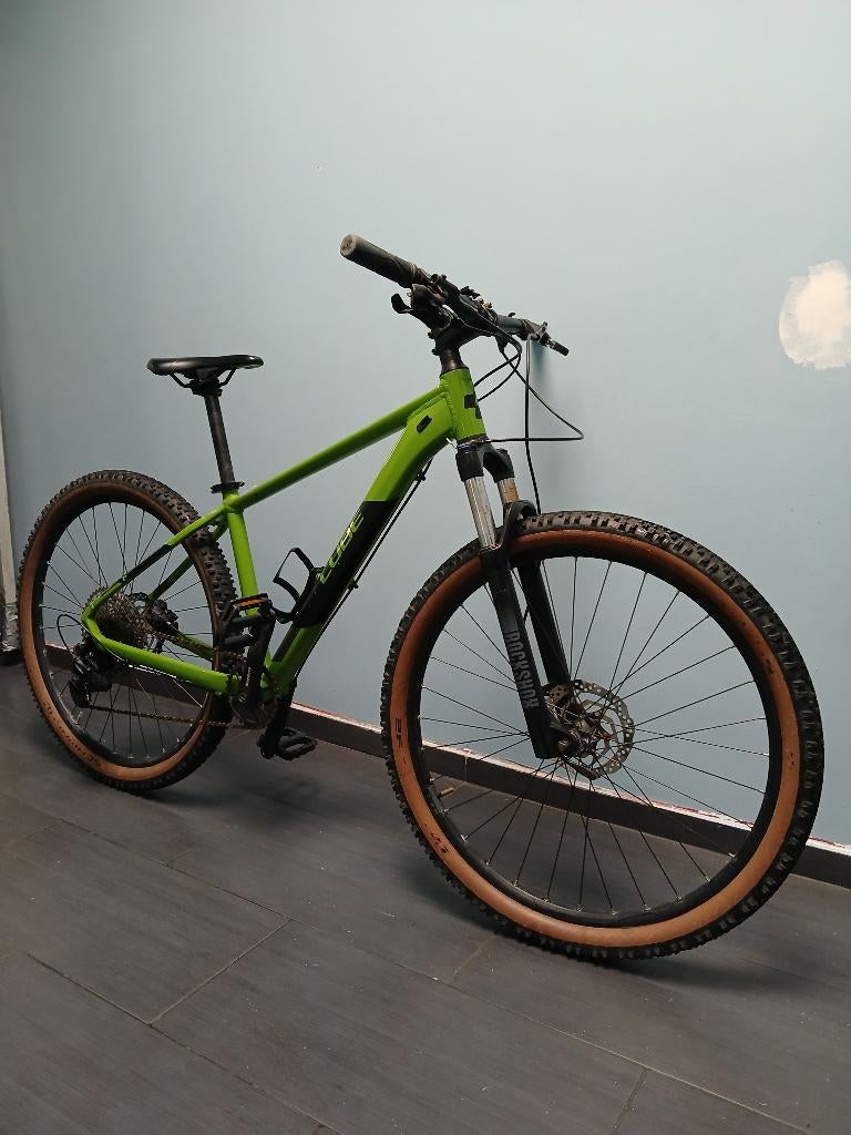 VÉLO  M - MODEL 2025, Vélos & Vélomoteurs, Enlèvement, Comme neuf, Cube