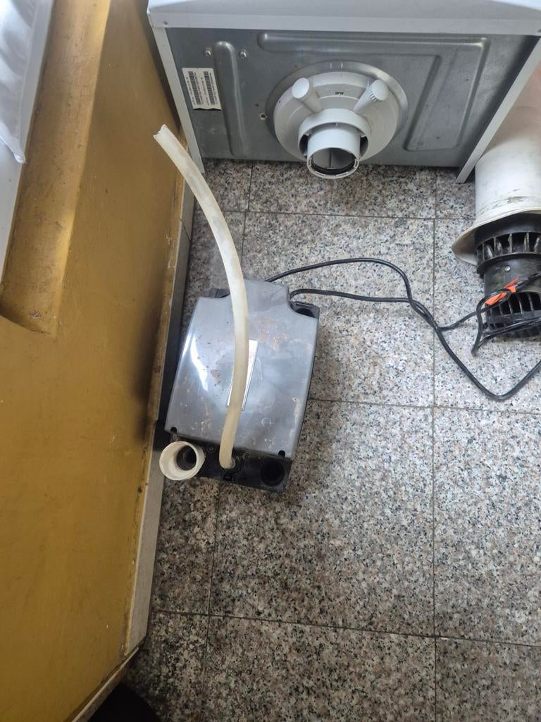 Fabricant de chaudières à condensation VCW 286/5-3 (E-BE) R6, Bricolage & Construction, Enlèvement