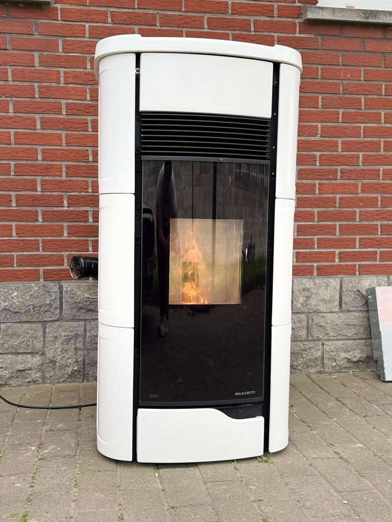 Pelletkachel palazetti anna beige pro met extra kanalazaties, Ophalen, Zo goed als nieuw, Pelletkachel