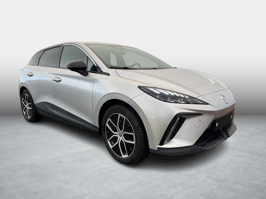 MG MG4 64 kWh Luxury, Auto's, MG, Automaat, Gebruikt, 1675 kg, 5 zetels