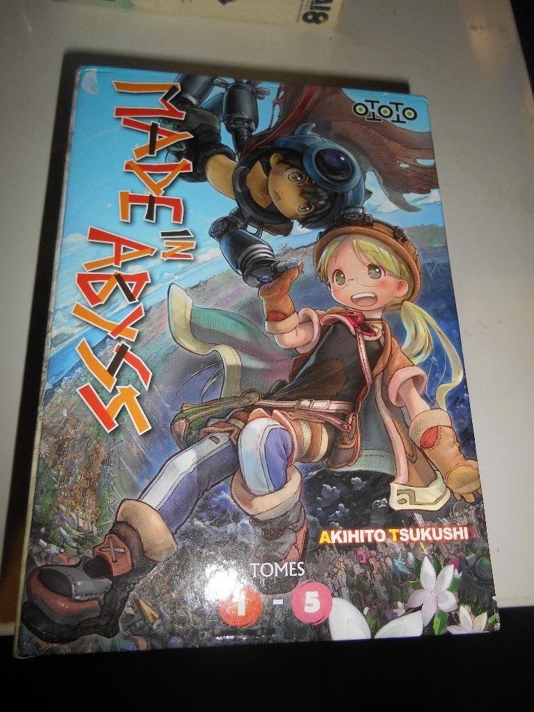 Coffret 5 Mangas Made in Abyss T 1 à 5, Livres, Enlèvement ou Envoi