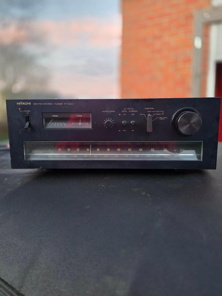 HITACHI FT 440 - Tuner, TV, Hi-fi & Vidéo, Tuners, Utilisé, Analogique, Enlèvement ou Envoi