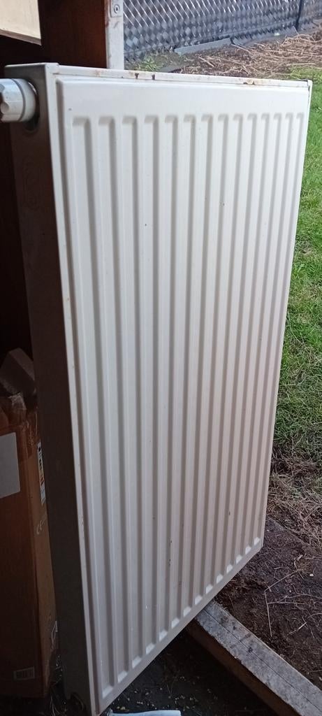 RADIATEURS, Bricolage & Construction, Enlèvement ou Envoi