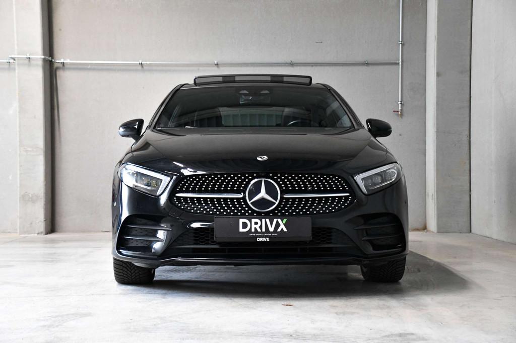 Mercedes-Benz A-Klasse 250 A 250 e l AMG LINE l Open dak l B, Auto's, Gebruikt, 4 cilinders, Zwart, 5 deurs