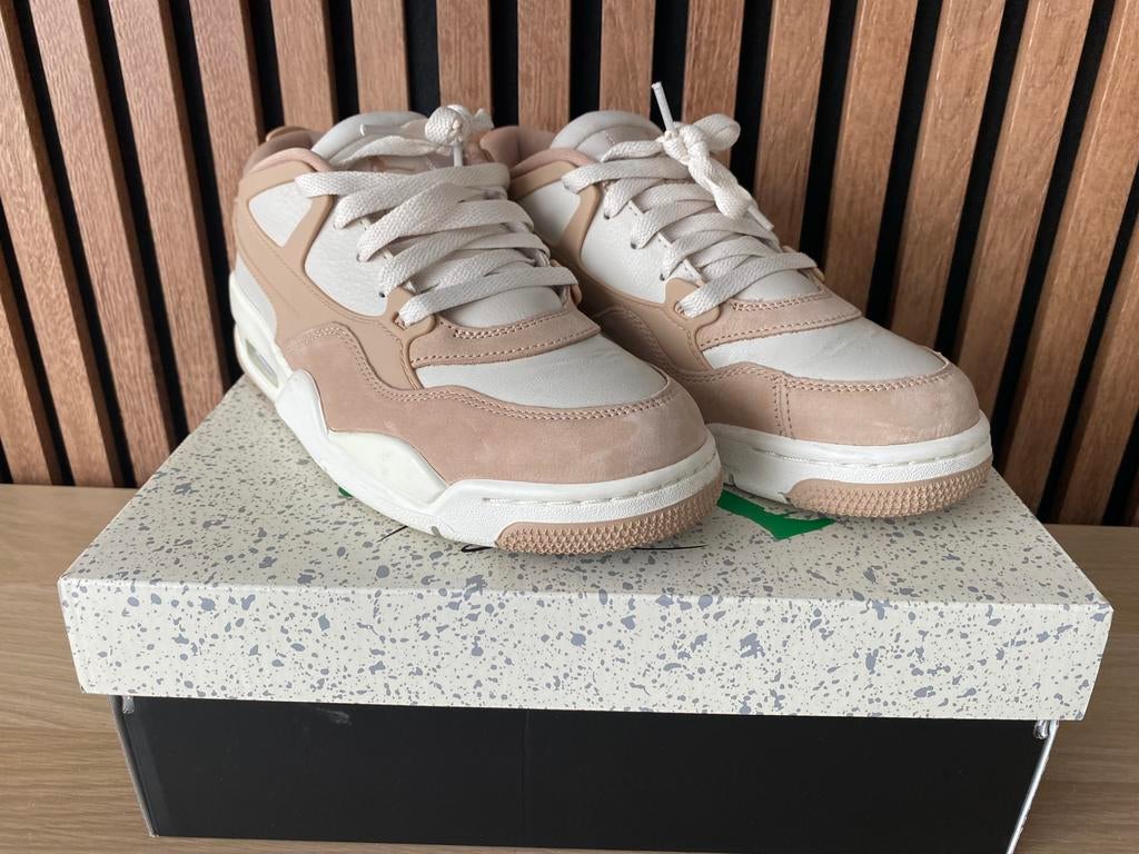 Nike air - Jordan - ZGAN - MT 40, Kleding | Dames, Schoenen, Overige kleuren, Ophalen of Verzenden, Zo goed als nieuw, Sneakers