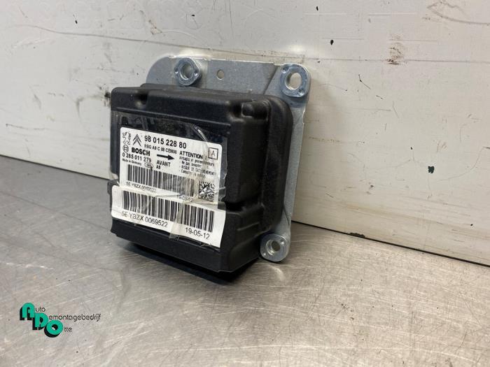 Module airbag d'un Peugeot 208 (208 12-), Autos : Pièces & Accessoires, Électronique & Câbles, Peugeot, Utilisé, 3 mois de garantie