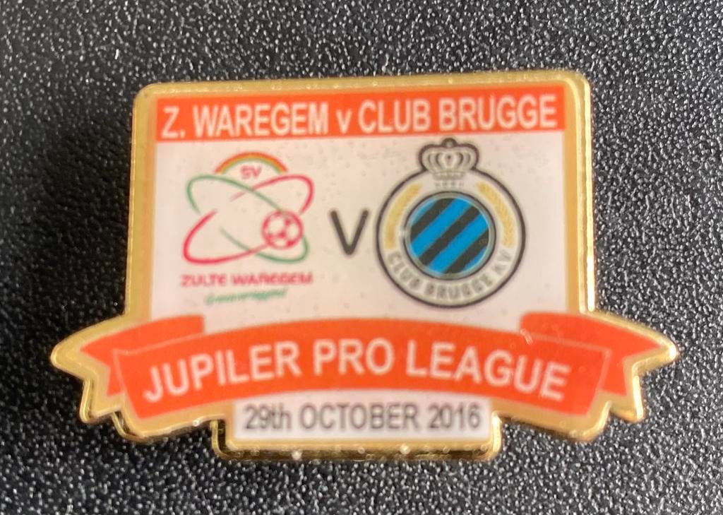 Zeer zeldzame pin 2016 Zulte Waregem Club Brugge, Ophalen of Verzenden, Zo goed als nieuw