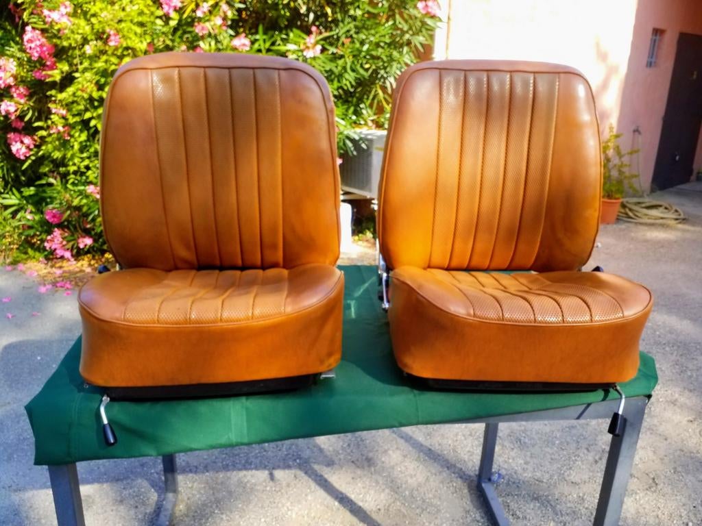 Un jeu de Sièges récaro d'origine en excellent état général, Autos : Pièces & Accessoires, Habitacle & Garnissage, Enlèvement