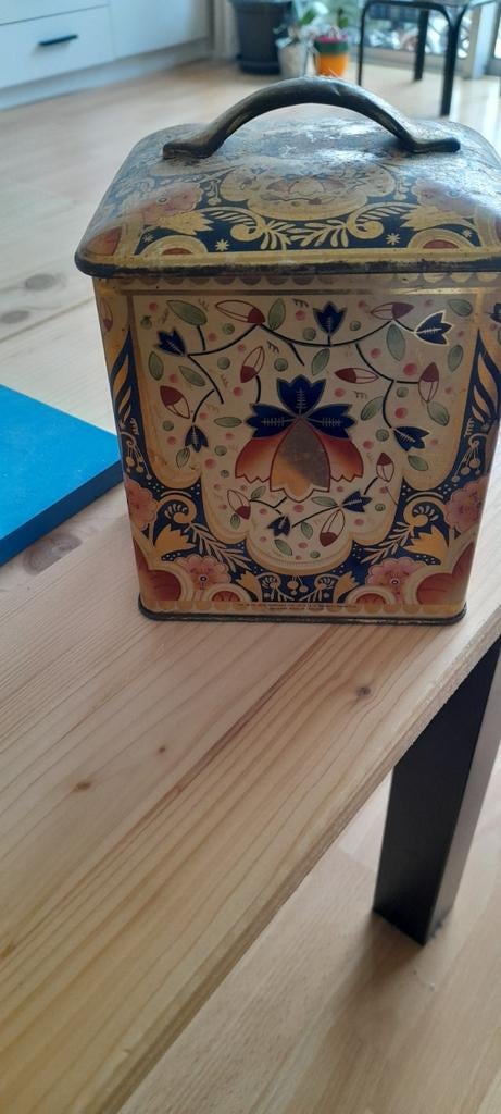 Antiek blik, Ophalen