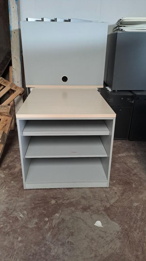 Bulo kast moet dringend weg wegens verhuis, Huis en Inrichting, Ophalen