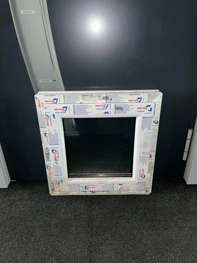 Fenêtres et portes de salle d'exposition en stock, Enlèvement ou Envoi, Comme neuf