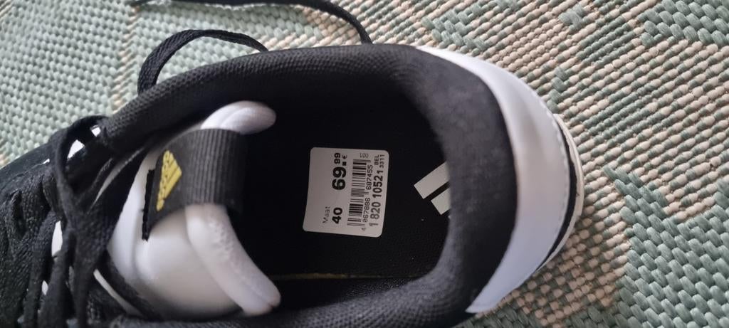 Adidas samba maat 40 nieuw in doos, Enlèvement ou Envoi, Comme neuf