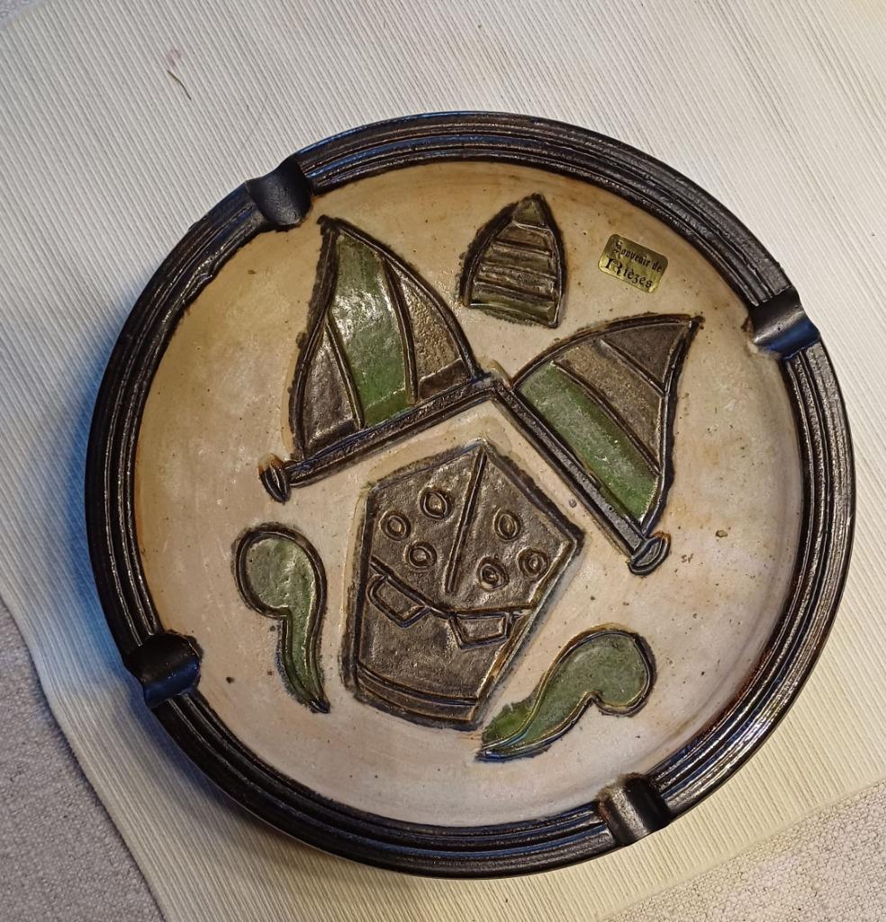 Vide poche  en grès de Bouffioulx  signé LOSSON année 1970, Enlèvement