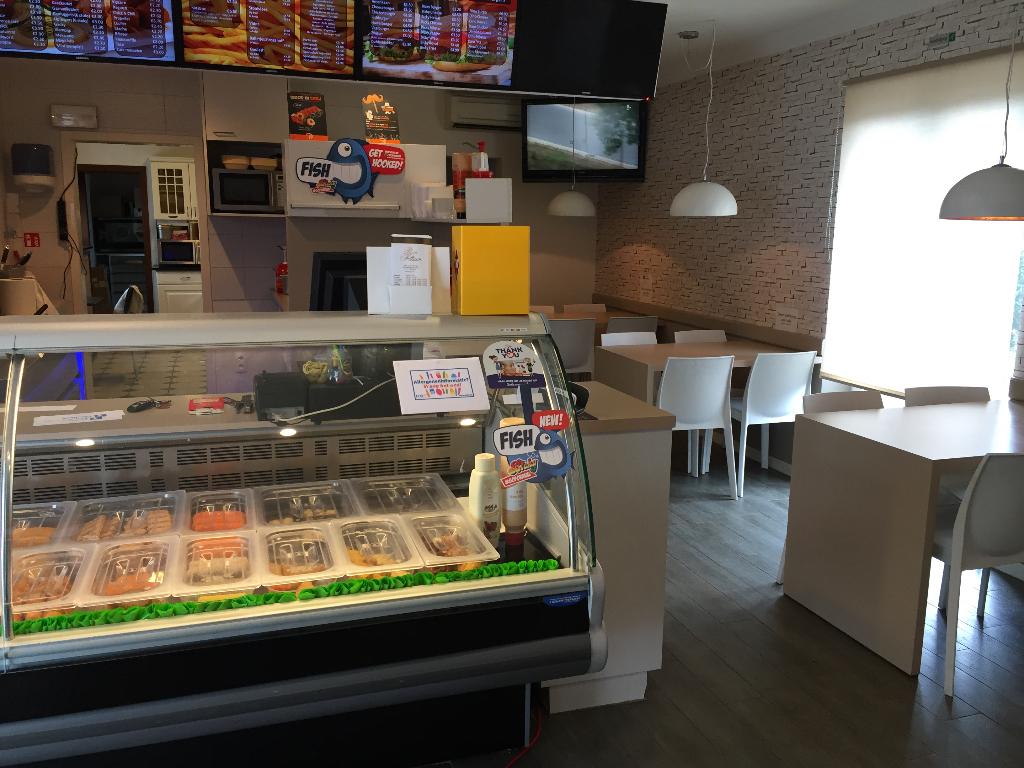 Goeddraaiende frituur over te nemen