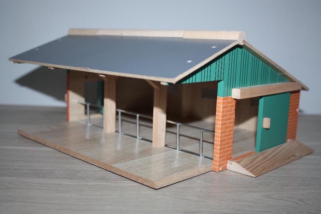 Houten speelgoed boerderij , stal , merk niet gekend, Enlèvement ou Envoi, Utilisé, Autres types