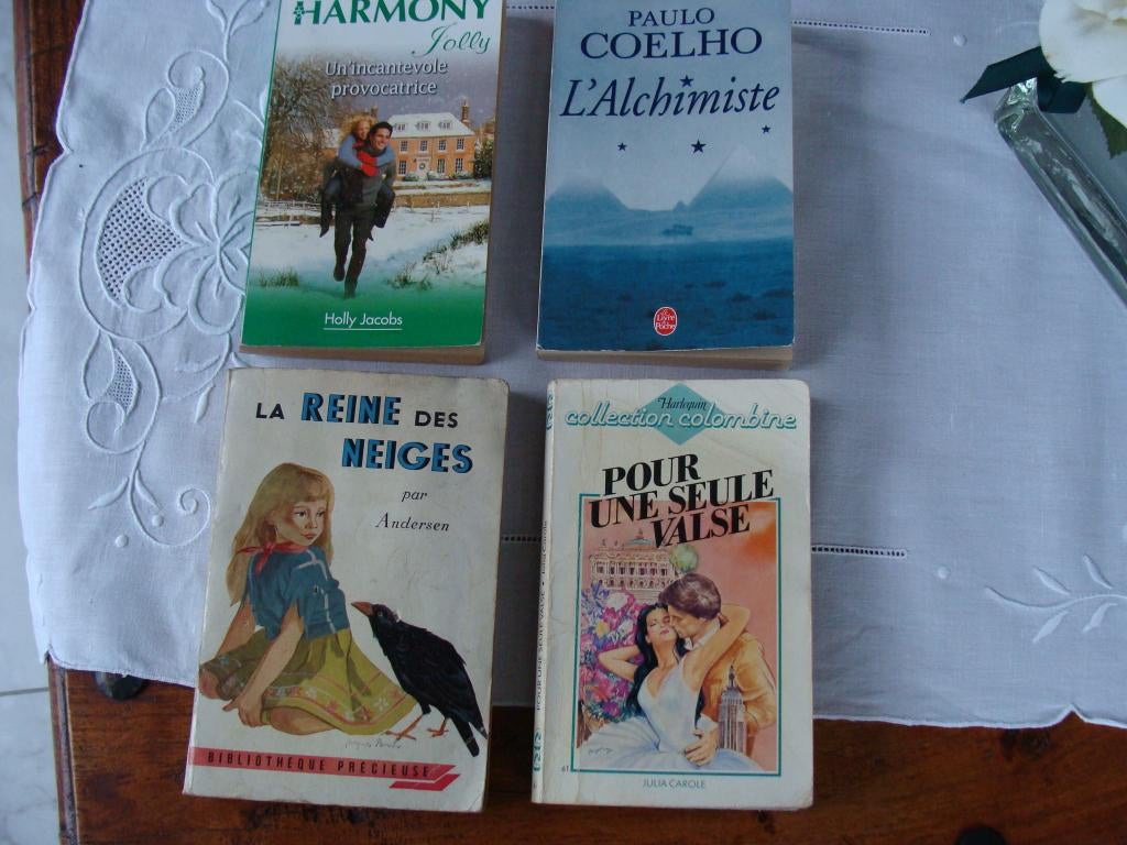 4 anciens livres de poche, romans anciens, Livres, Enlèvement ou Envoi, Comme neuf, Europe autre