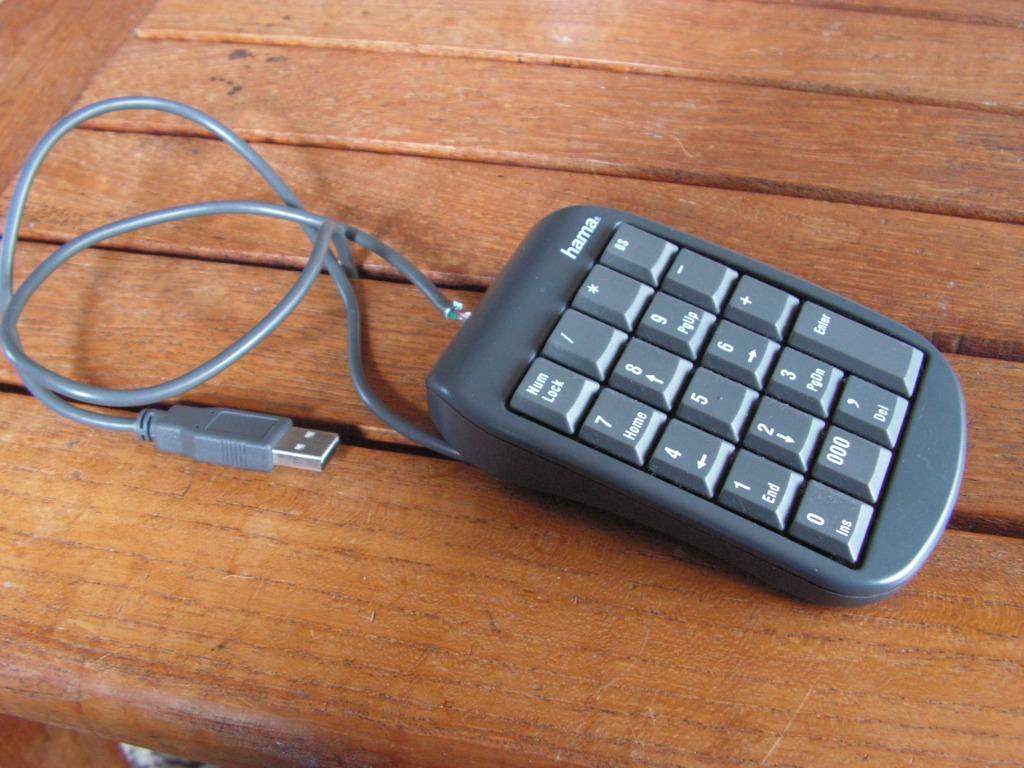 Extern numeriek klavier Hama Slimline., Numeriek, Ophalen of Verzenden, Zo goed als nieuw, Hama