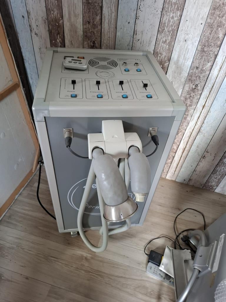 Debussy thermodermie afslankapparaat, Ophalen, Zo goed als nieuw, Lichaamsverzorging