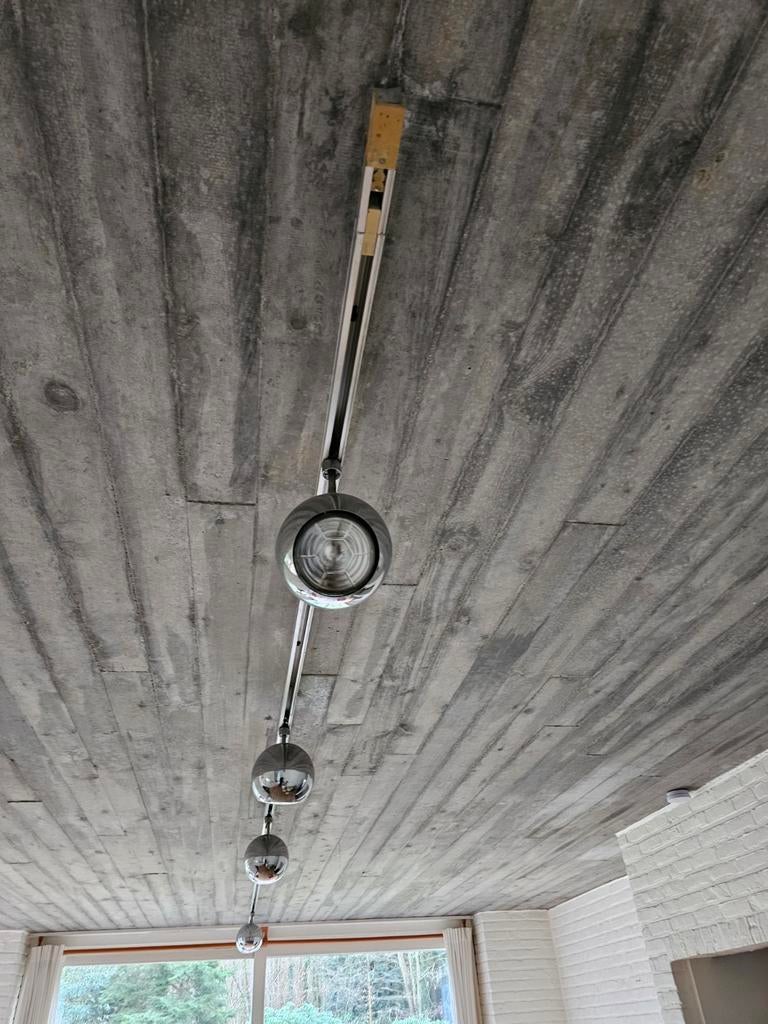 Rampe Staff Leuchten à 4 spots chromés datant des années 197, Antiquités & Art, Enlèvement