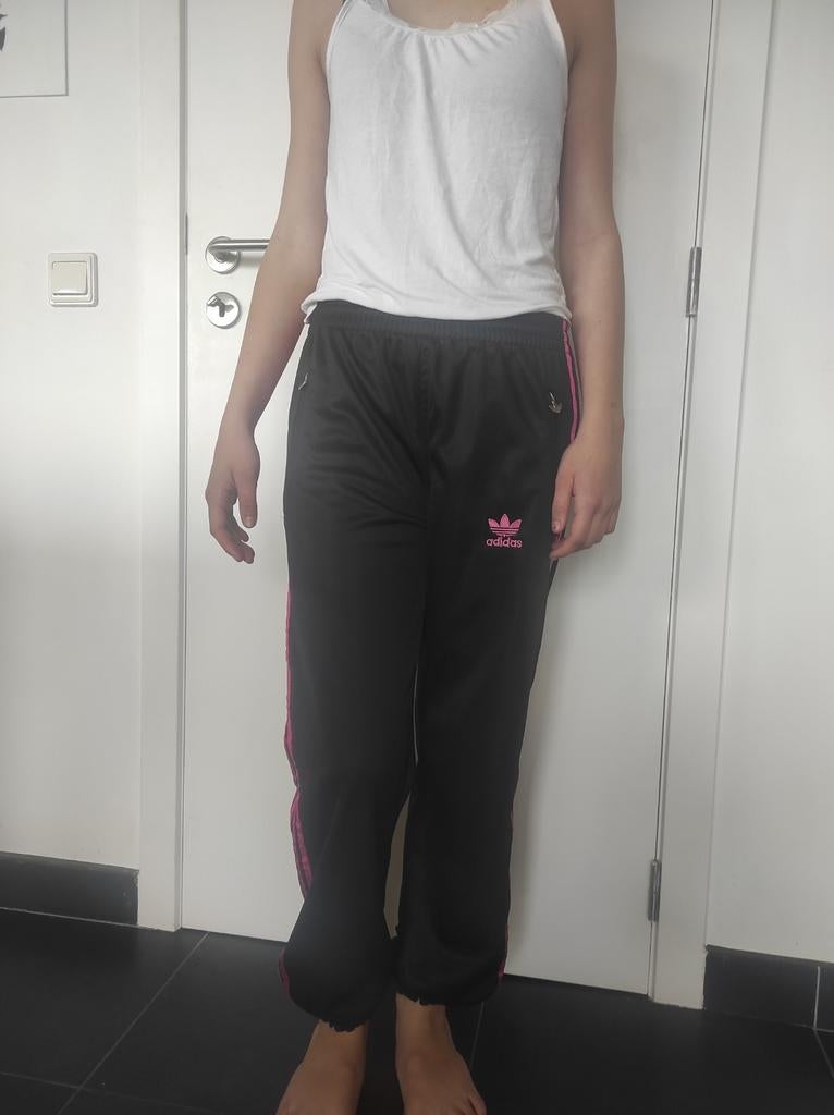 Leuke vintage trainingsbroek, Enlèvement ou Envoi, Comme neuf, Taille 36 (S), Noir