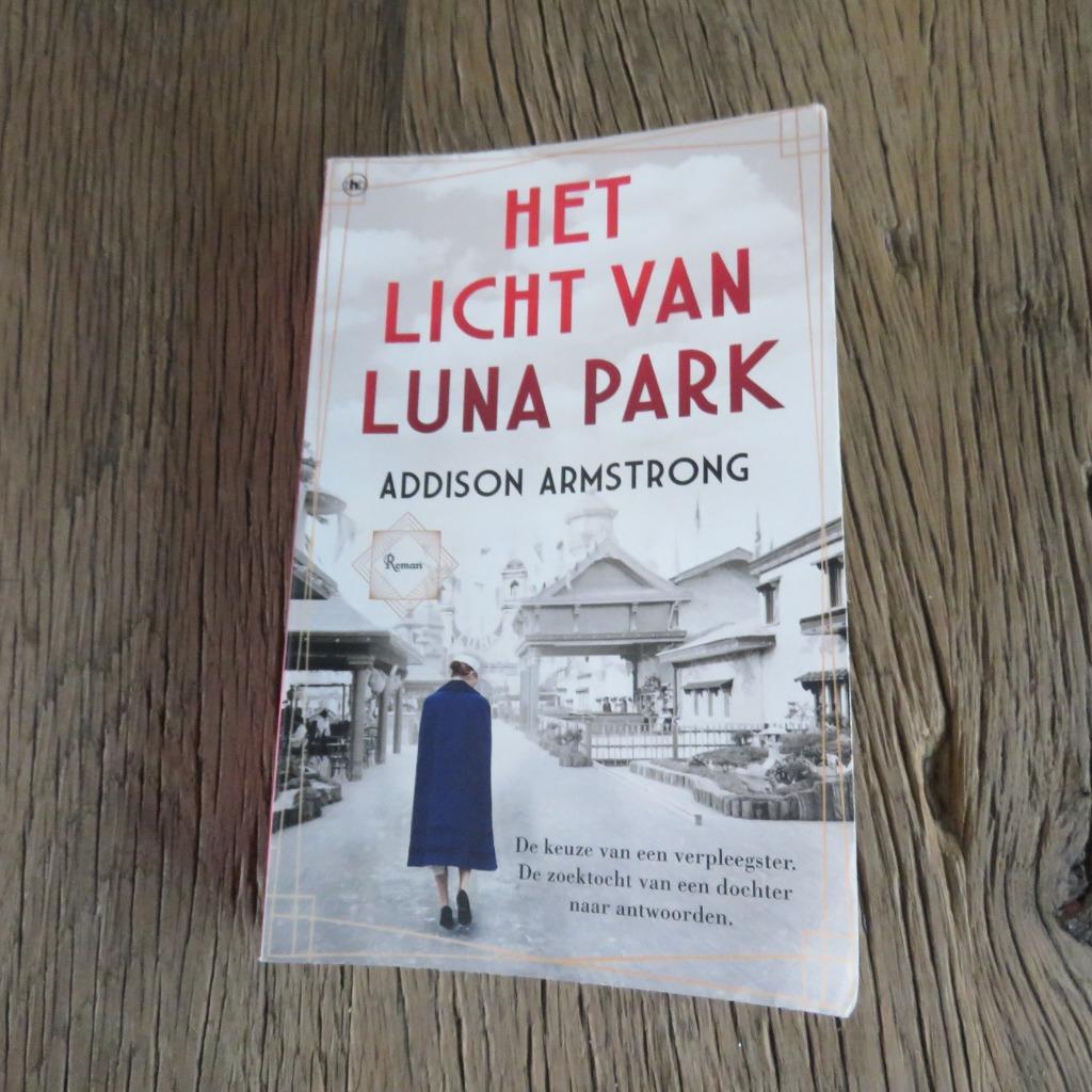 Addison Armstrong Het licht van Luna Park, Ophalen of Verzenden
