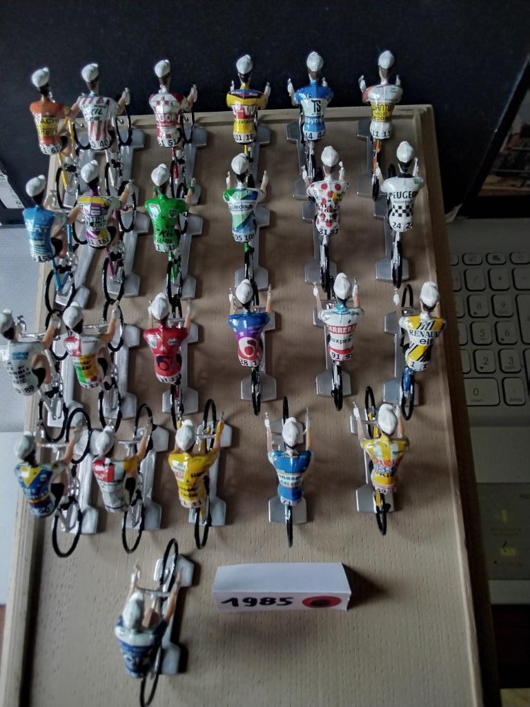 cyclistes tour de FRANCE, Enlèvement, Neuf