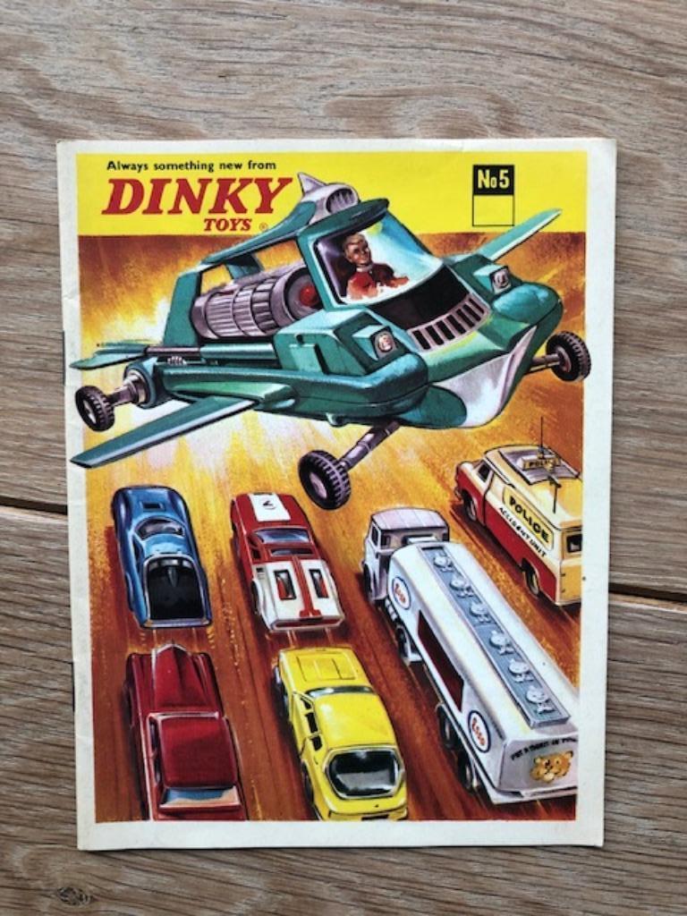 Dinky Toys catalogue n 5, Hobby & Loisirs créatifs, Enlèvement ou Envoi, Neuf, Dinky Toys