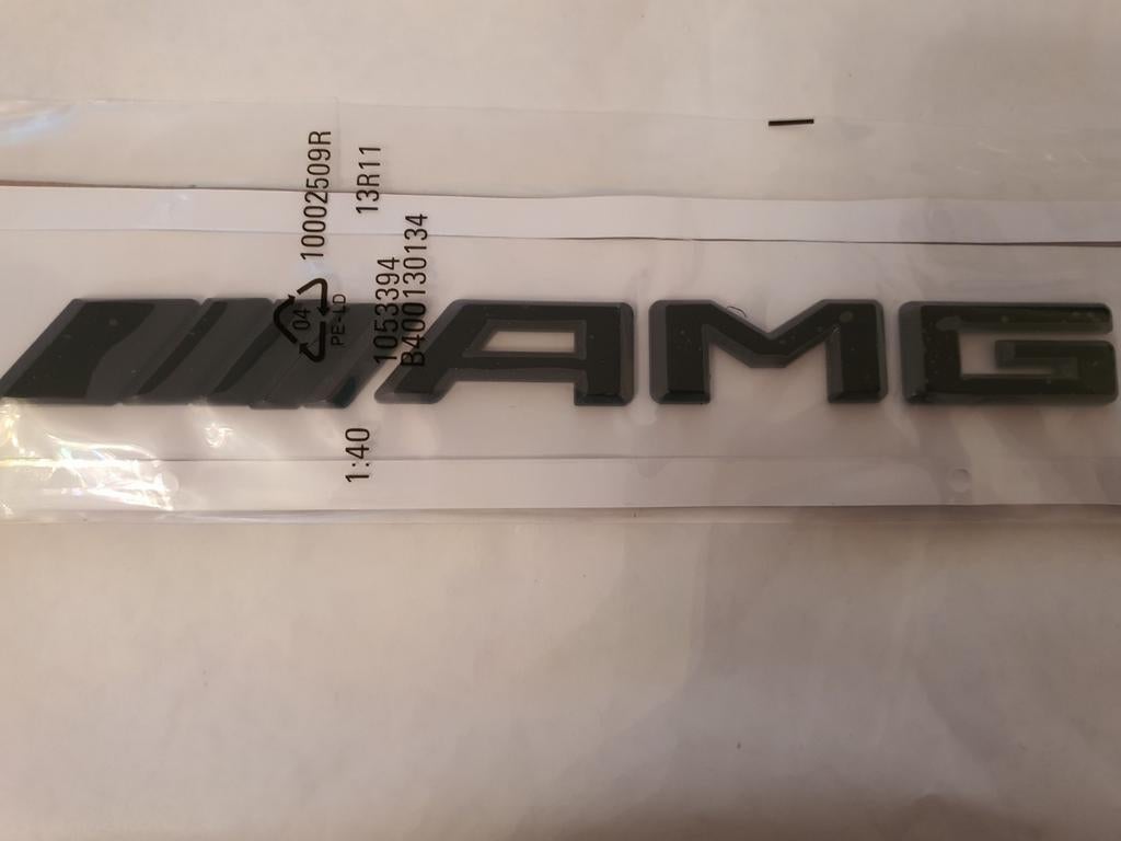 Logo de valise Mercedes Amg en chrome ou noir, Autos : Pièces & Accessoires, Enlèvement ou Envoi, Neuf, Mercedes-Benz