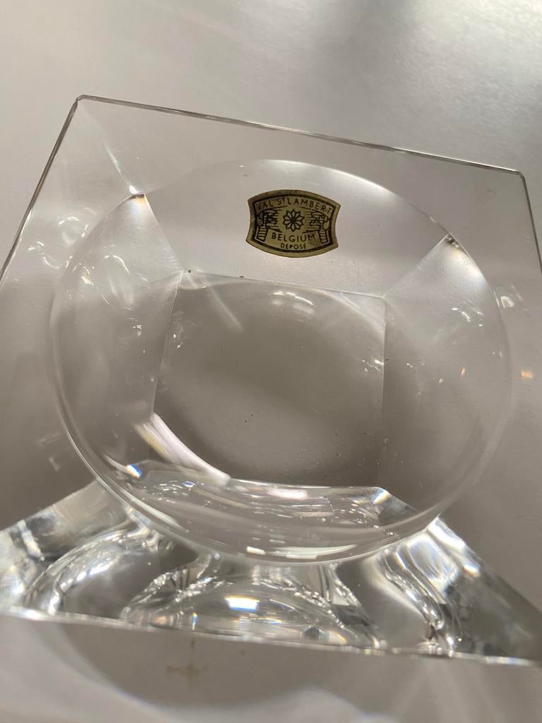 Val St Lambert asbak, Ophalen