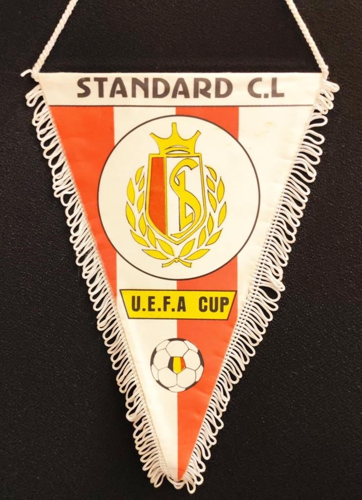 fanion standard liège coupe uefa, Collections, Enlèvement ou Envoi, Utilisé, Jeu