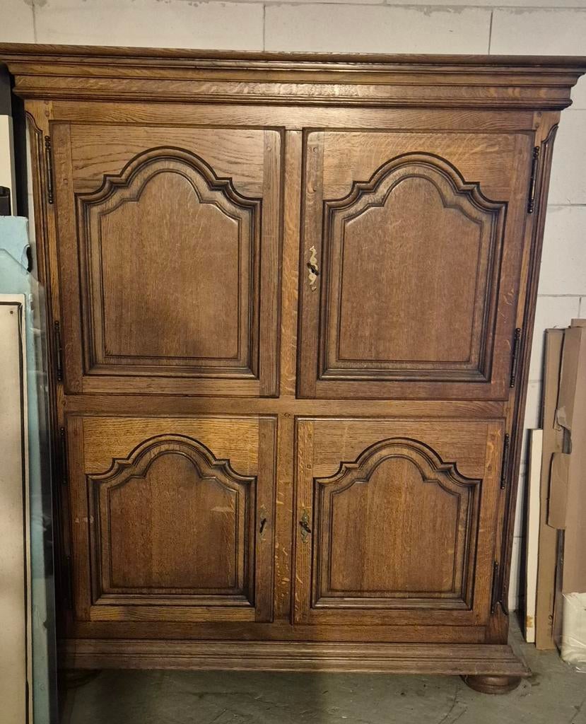 Mooie volledig eiken kast, Huis en Inrichting, Kasten | Buffetkasten, Ophalen
