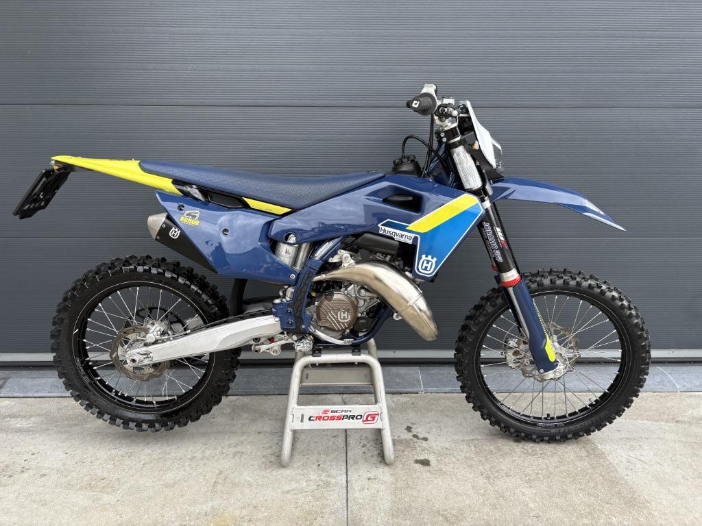HUSQVARNA ENDURO 125, Entreprise, 125 cm³, Enduro, 12 à 35 kW