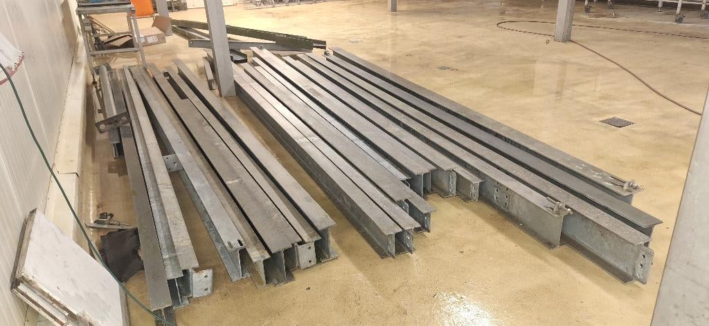 poutrelles galvanisées, Ophalen, Zo goed als nieuw