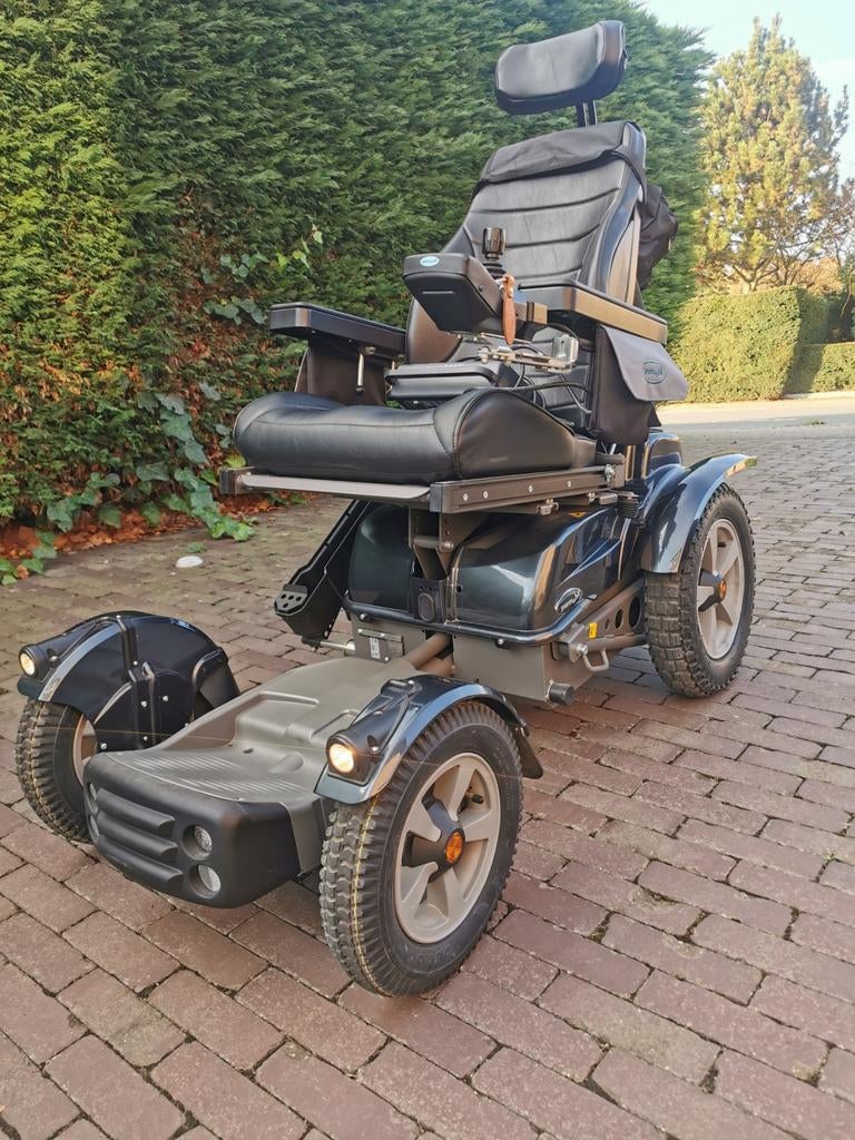 Permobiel X850 elektrische rolstoel off- road rolwagen, Ophalen of Verzenden, Zo goed als nieuw, Elektrische rolstoel